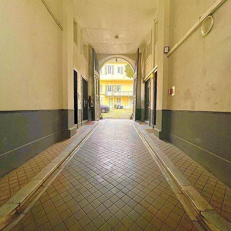 Tiny Stud Apartment Pau Exterior photo