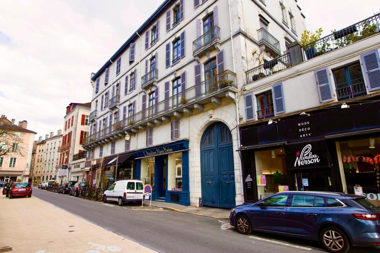 Tiny Stud Apartment Pau Exterior photo